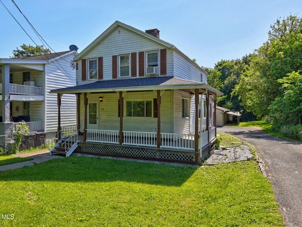 42 Vandenburgh Avenue, Troy, NY 12180