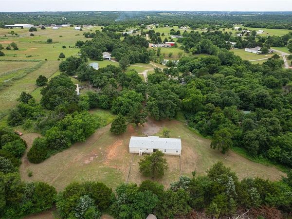 2574 Tiffany Lane, Guthrie, OK 73044