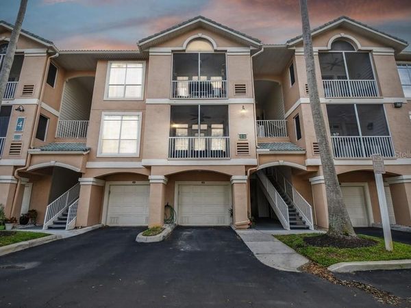 4304 BAY CLUB CIRCLE , Unit 4304, TAMPA, FL 33607