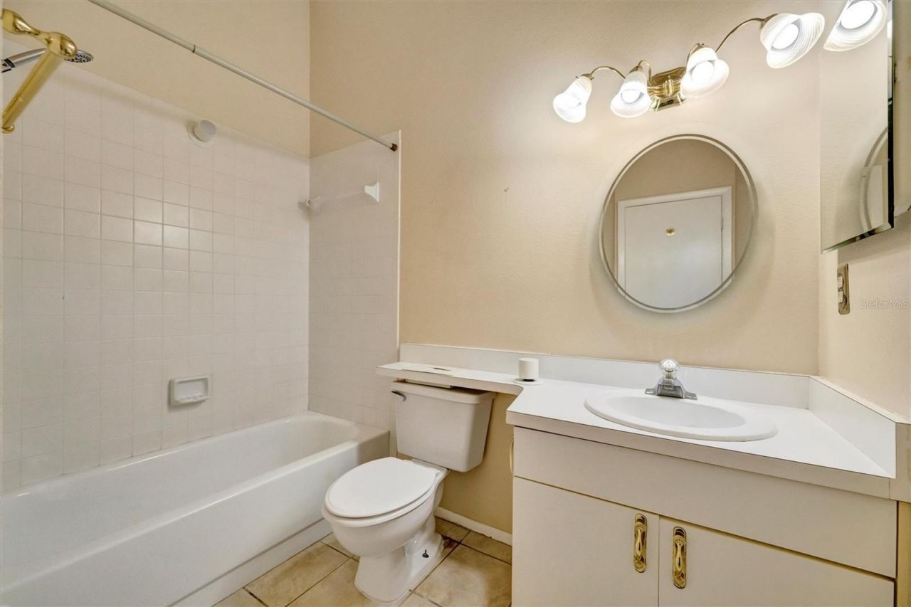 2925 Park Lake Drive , Unit 12, Bradenton, FL 34209 Photo