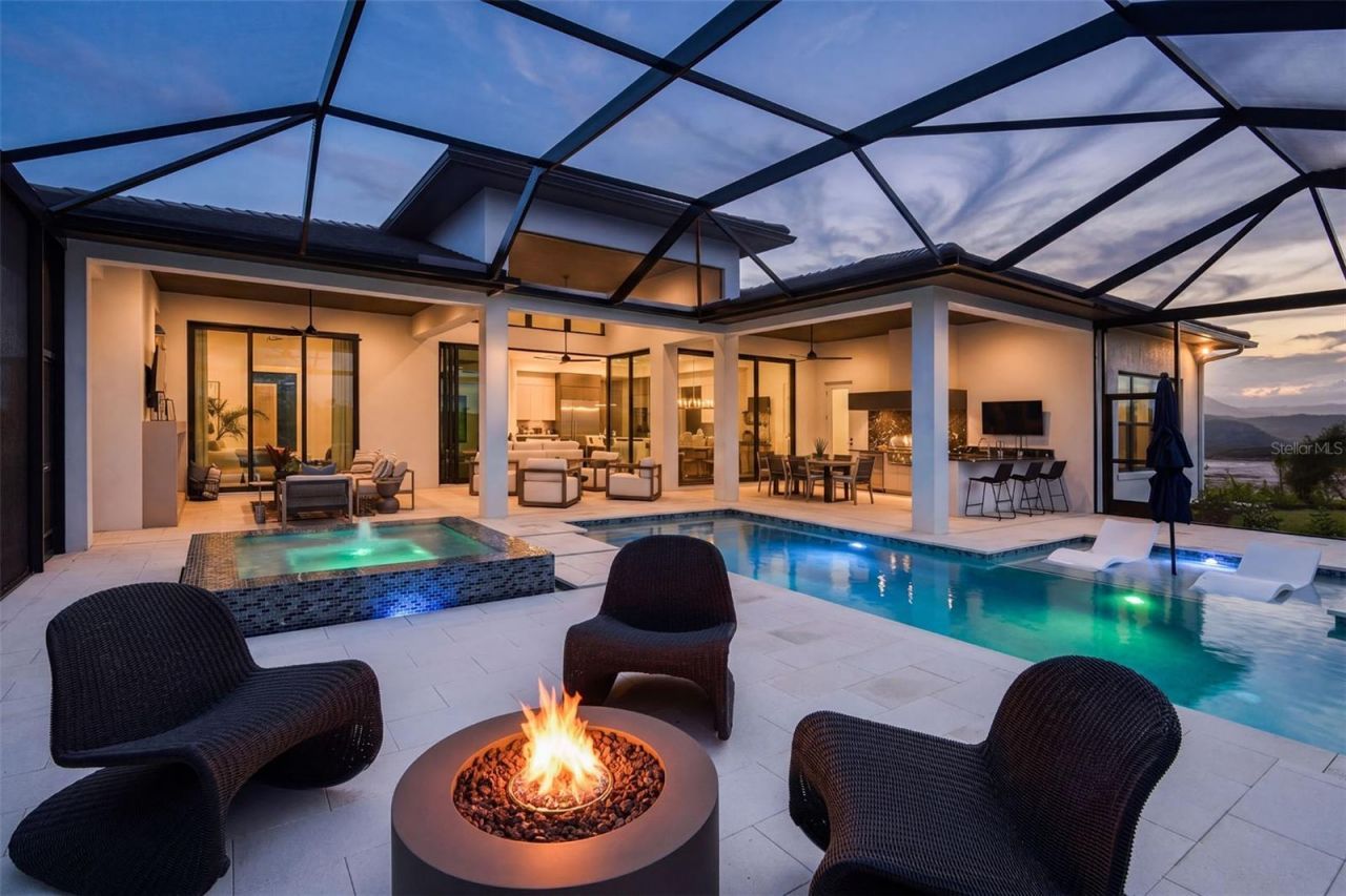 263 Crystal Waters Drive, Sarasota, FL 34240 Photo