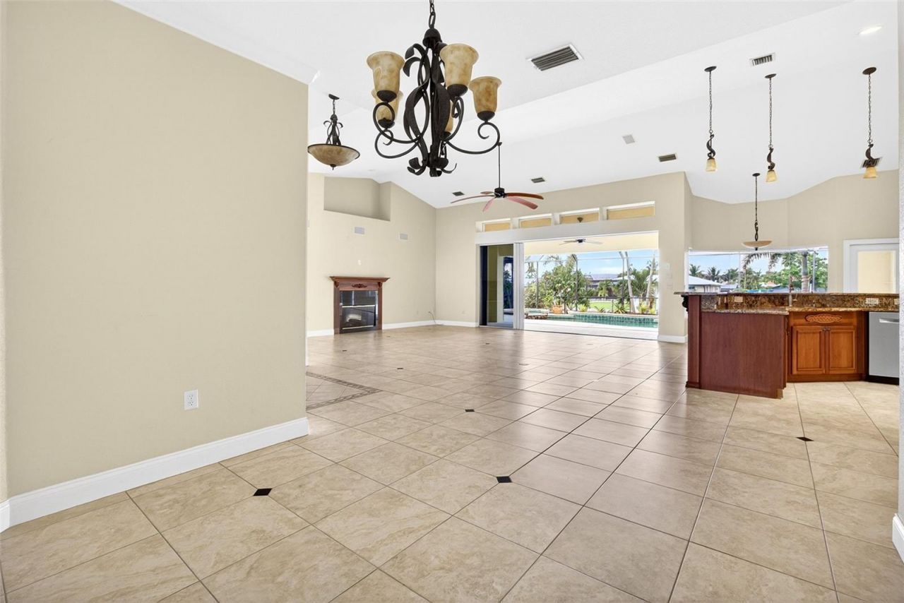 2260 Palm Tree Drive, Punta Gorda, FL 33950 Photo