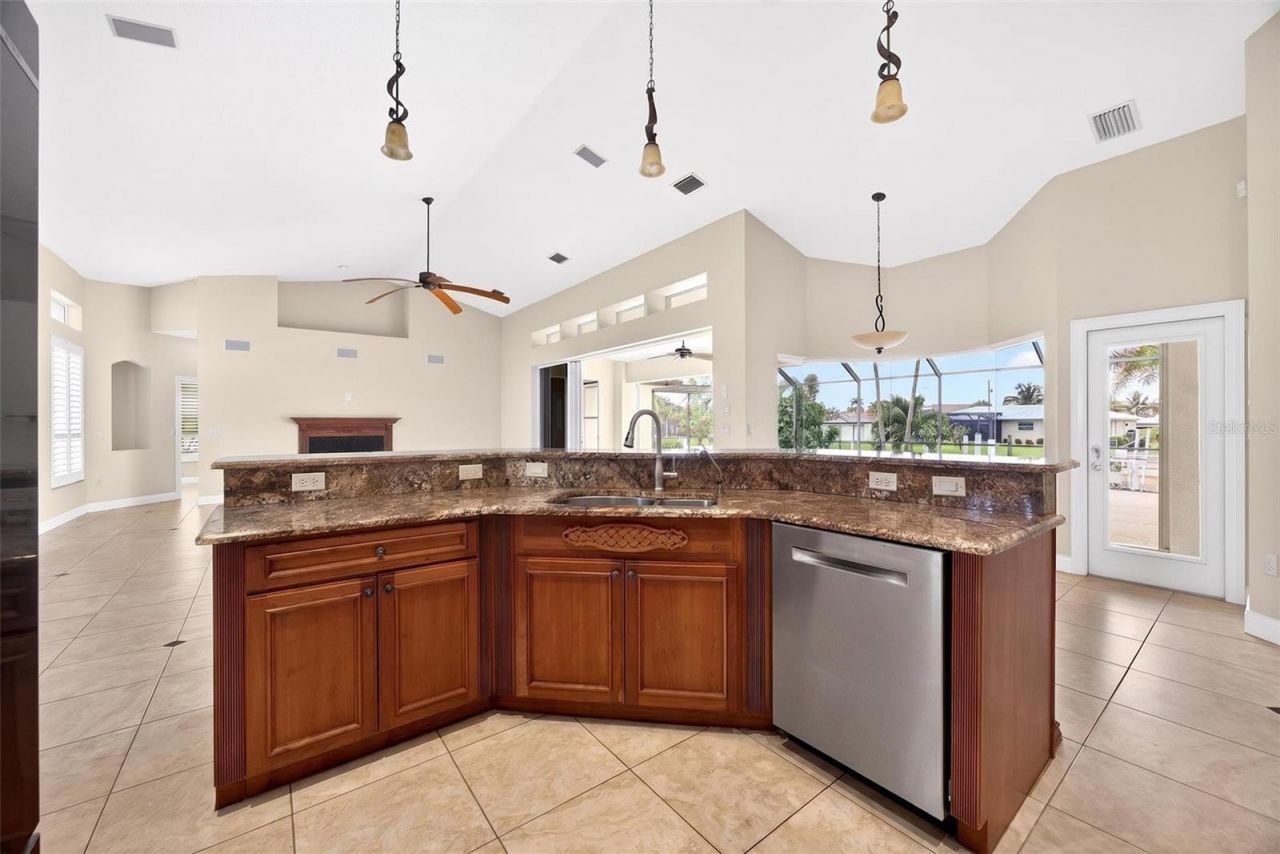 2260 Palm Tree Drive, Punta Gorda, FL 33950 Photo