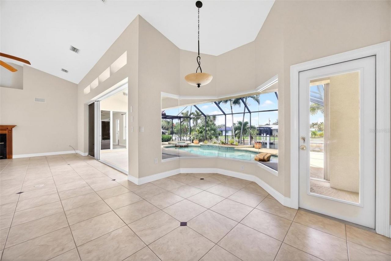 2260 Palm Tree Drive, Punta Gorda, FL 33950 Photo