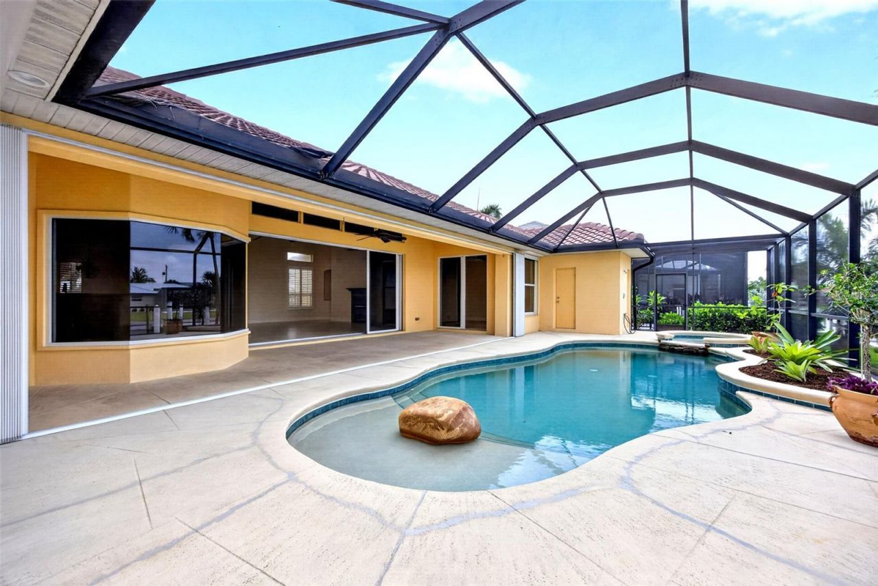 2260 Palm Tree Drive, Punta Gorda, FL 33950 Photo