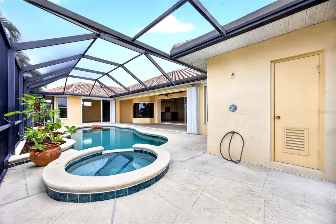 2260 Palm Tree Drive, Punta Gorda, FL 33950 Photo
