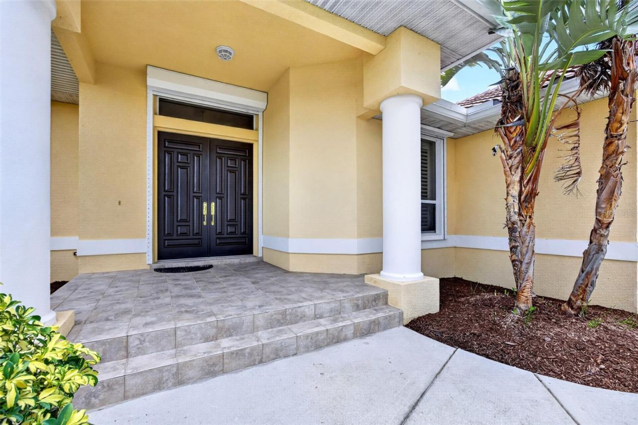 2260 Palm Tree Drive, Punta Gorda, FL 33950 Photo