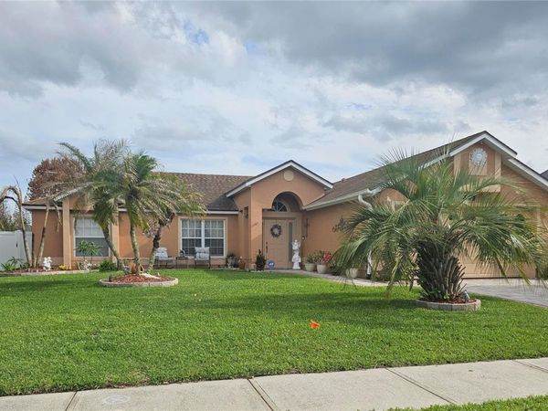 2842 BERKSHIRE CIRCLE , KISSIMMEE, FL 34743