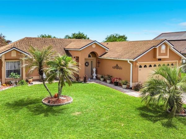 2842 BERKSHIRE CIRCLE , KISSIMMEE, FL 34743