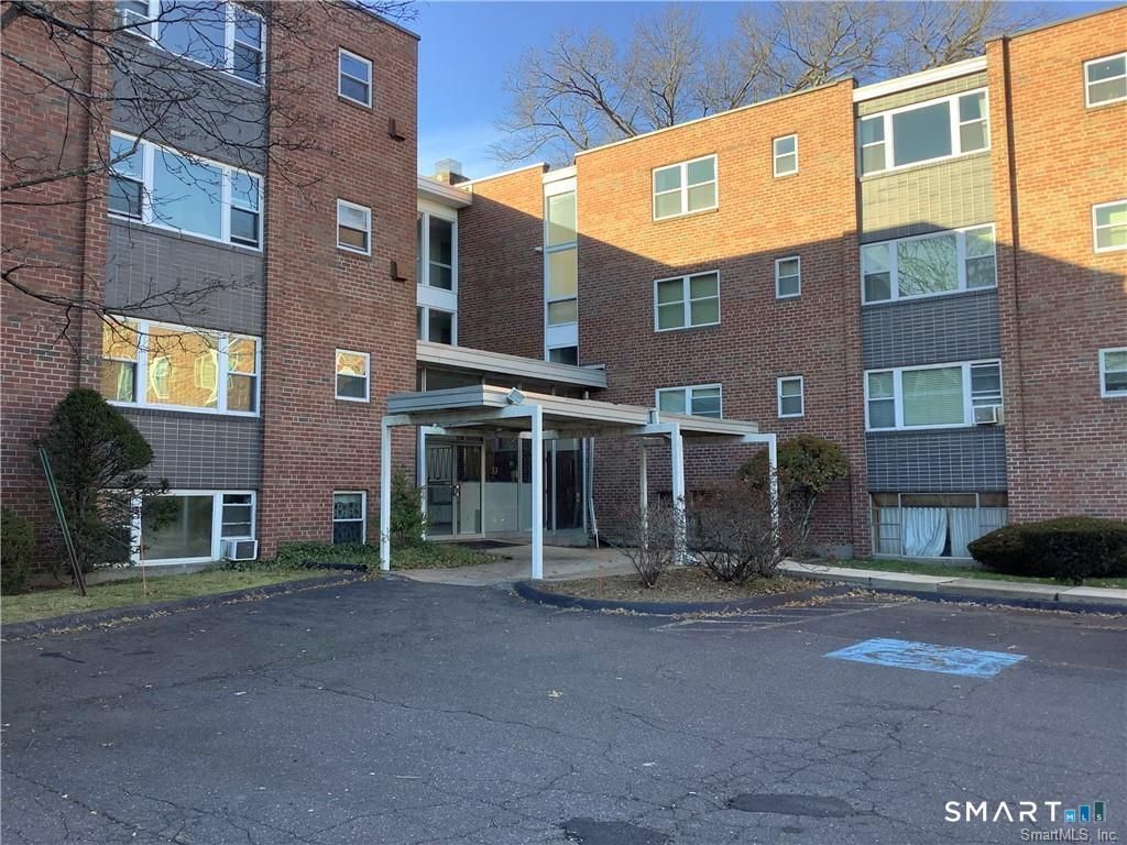 53 Wolcott Hill , Unit B17, Wethersfield, CT 06109 Main Photo