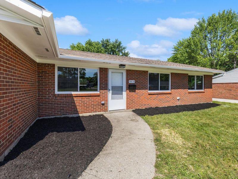 868 Liverpool Place , Westerville, OH 43081 Photo 2
