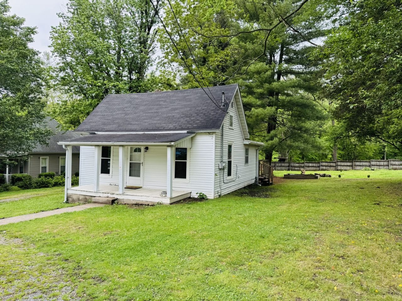 103 W Whitlock Street, Jonesboro, IL 62952 Main Photo