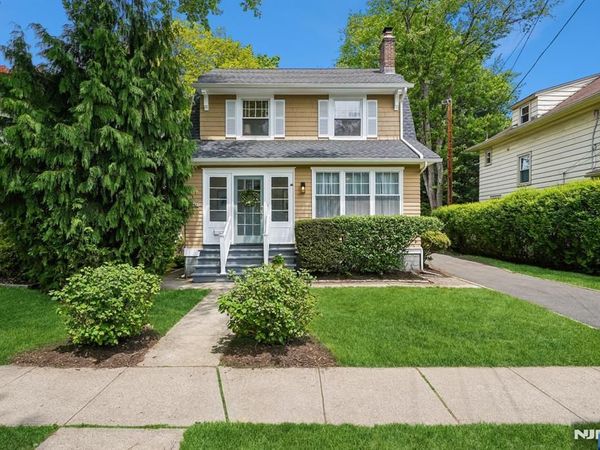85 Carteret Street, GLEN RIDGE, NJ 07028