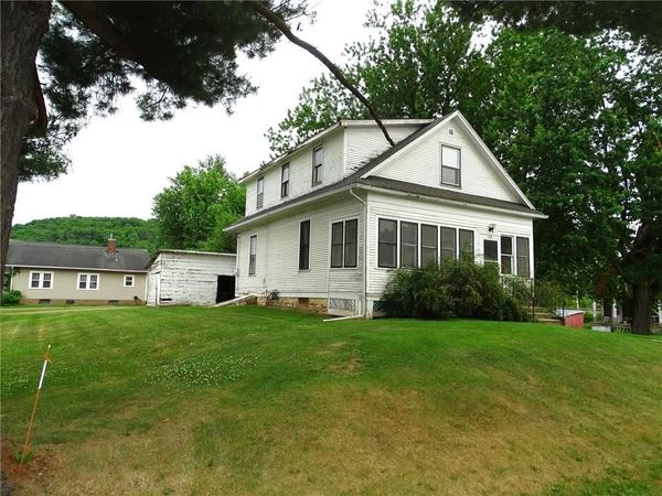 105 Maple Avenue, Plum City, WI 54761