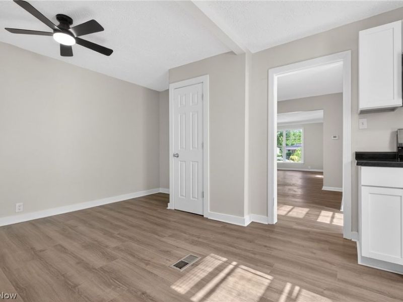 16218 Telfair Avenue, Cleveland, OH 44128 Photo 12
