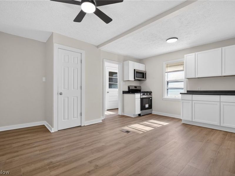 16218 Telfair Avenue, Cleveland, OH 44128 Photo 13