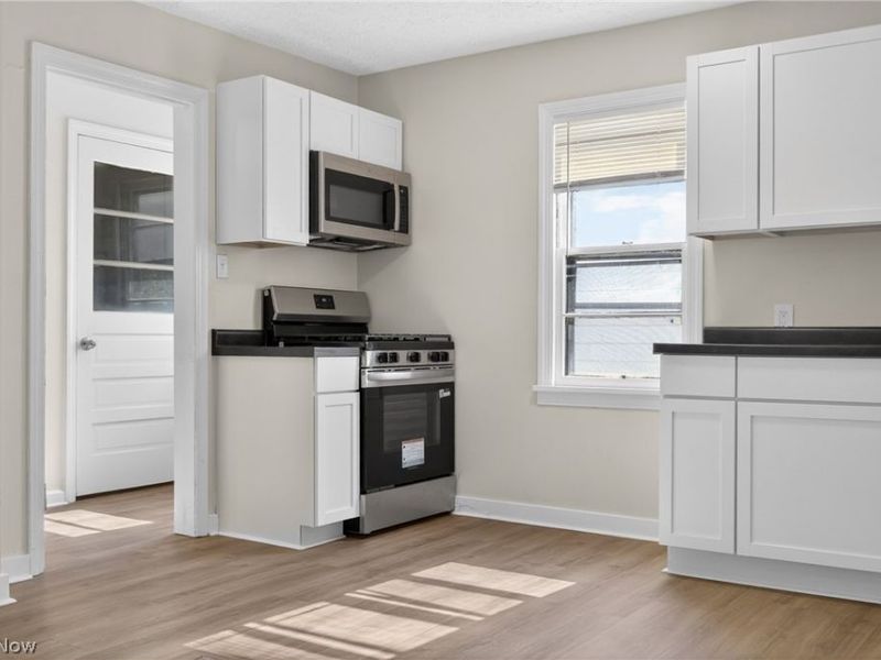16218 Telfair Avenue, Cleveland, OH 44128 Photo 14