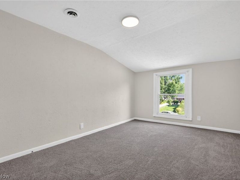 16218 Telfair Avenue, Cleveland, OH 44128 Photo 21