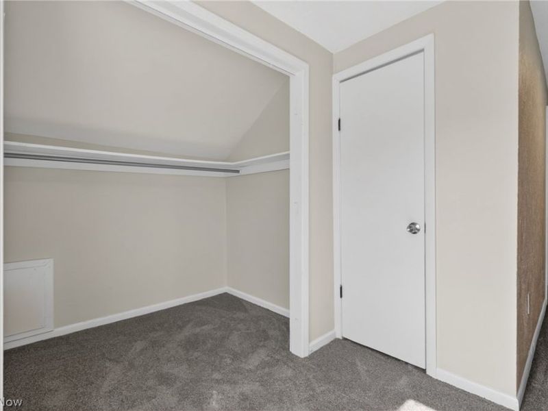16218 Telfair Avenue, Cleveland, OH 44128 Photo 27