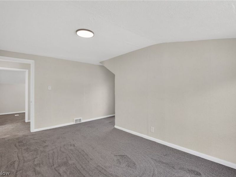 16218 Telfair Avenue, Cleveland, OH 44128 Photo 28