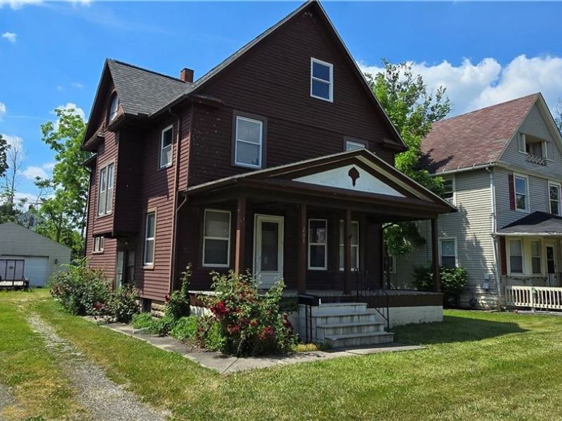 201 W 26th Street , Lorain, OH 44052 Photo 2