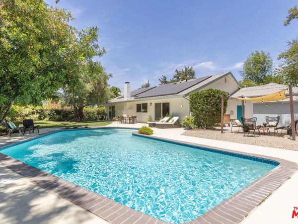 5071 Shirley Avenue, Tarzana, CA 91356