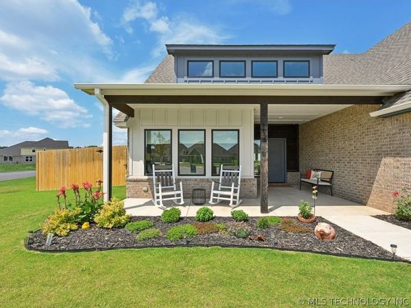 1617 N 72nd Street, Broken Arrow, OK 74014