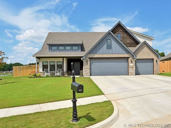 1617 N 72nd Street, Broken Arrow, OK 74014