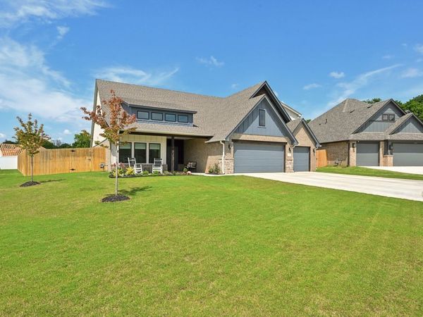 1617 N 72nd Street, Broken Arrow, OK 74014