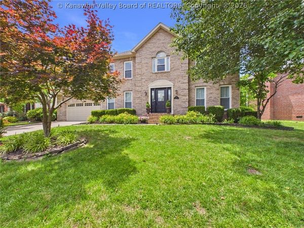 104 Candlewyck Drive, Hurricane, WV 25526