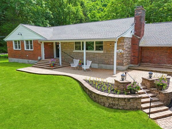 212 Bay View Avenue, Cornwall On Hudson, NY 12520