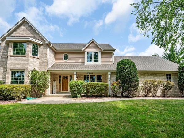S86W32310 Elias COURT, Mukwonago, WI 53149