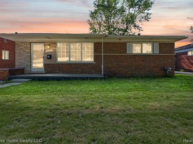 24825 Masch Avenue, Warren, MI 48091