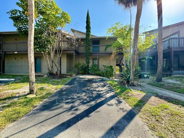 6324 NEWTOWN CIRCLE , Unit 24B5, TAMPA, FL 33615