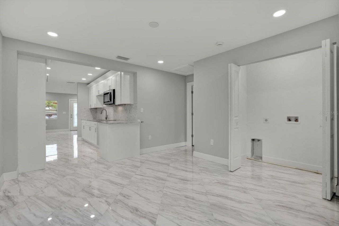 3451 20th Avenue S, Saint Petersburg, FL 33711 Photo