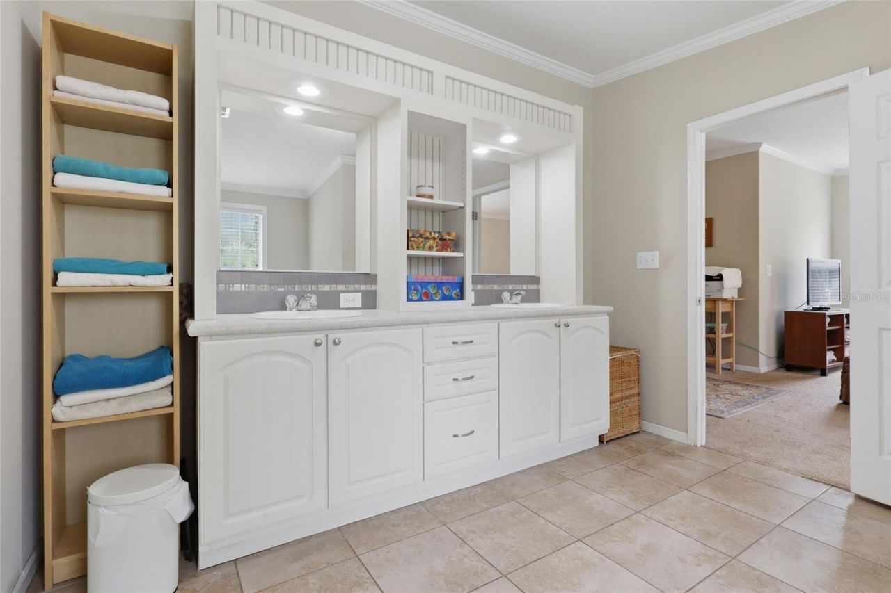 9468 Janmar Road, Dade City, FL 33525 Photo