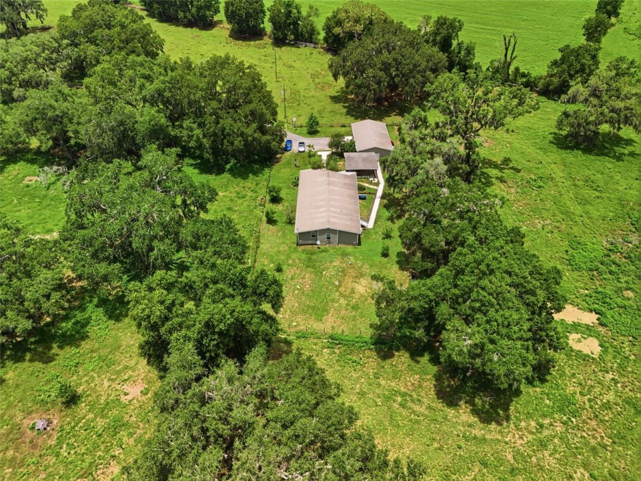 9468 Janmar Road, Dade City, FL 33525 Photo
