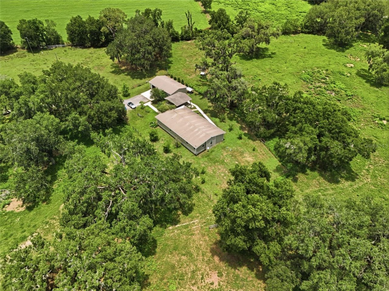 9468 Janmar Road, Dade City, FL 33525 Photo