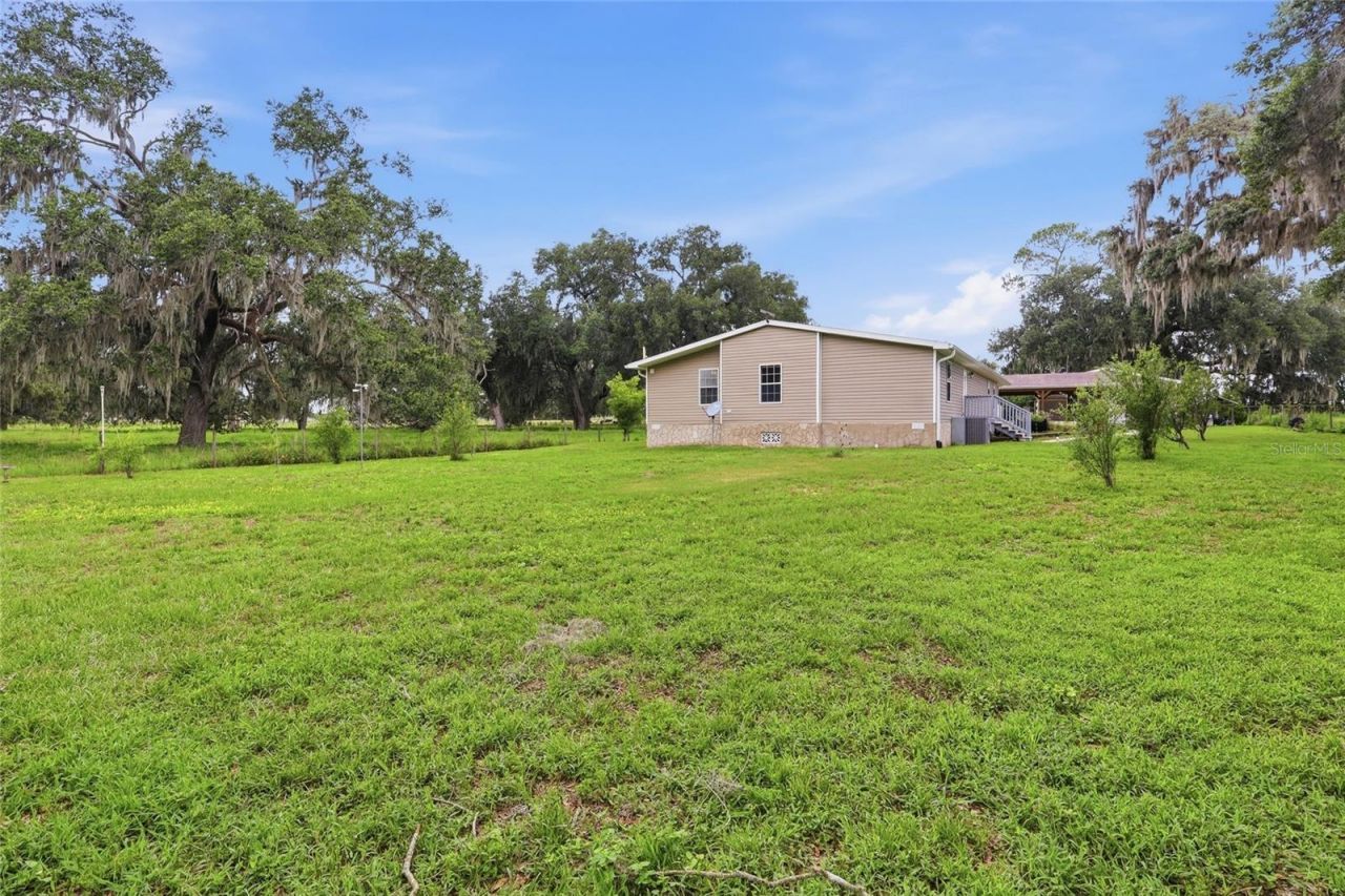 9468 Janmar Road, Dade City, FL 33525 Photo