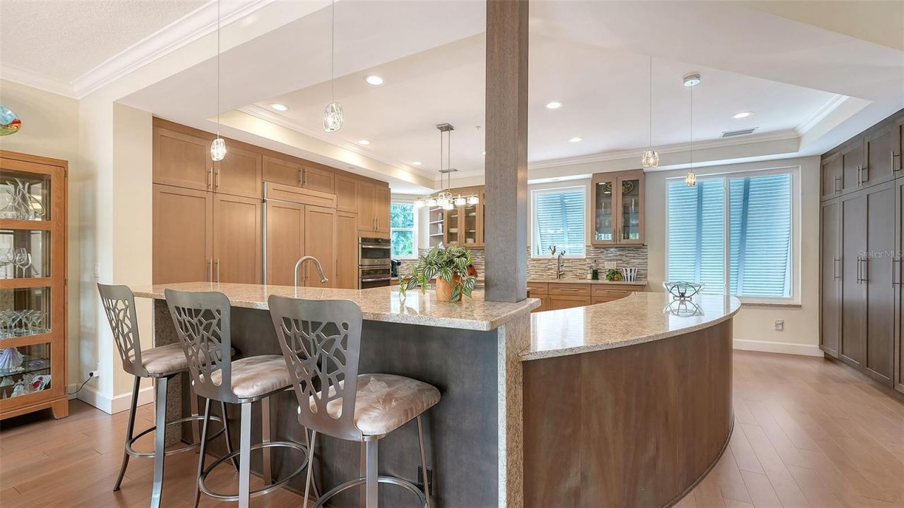 3942 Hamilton Club Circle, Unit 13, Sarasota, FL 34242 Photo
