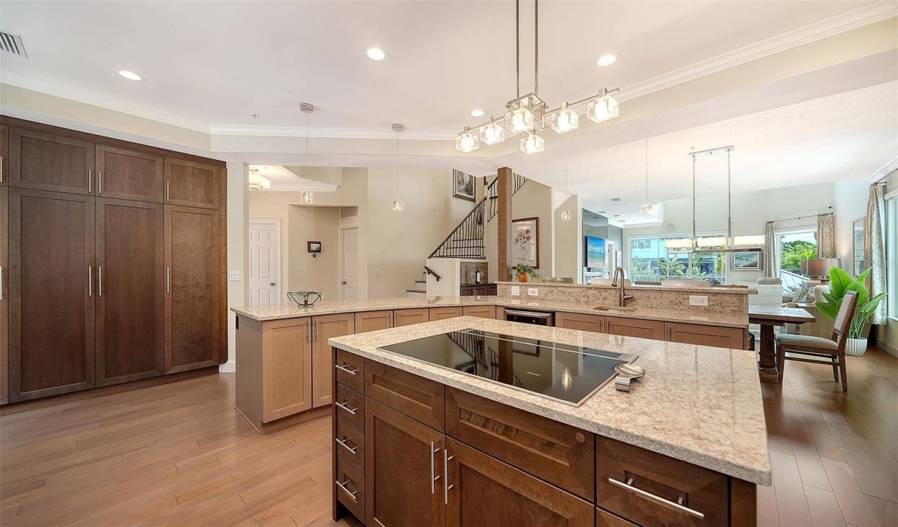 3942 Hamilton Club Circle, Unit 13, Sarasota, FL 34242 Photo