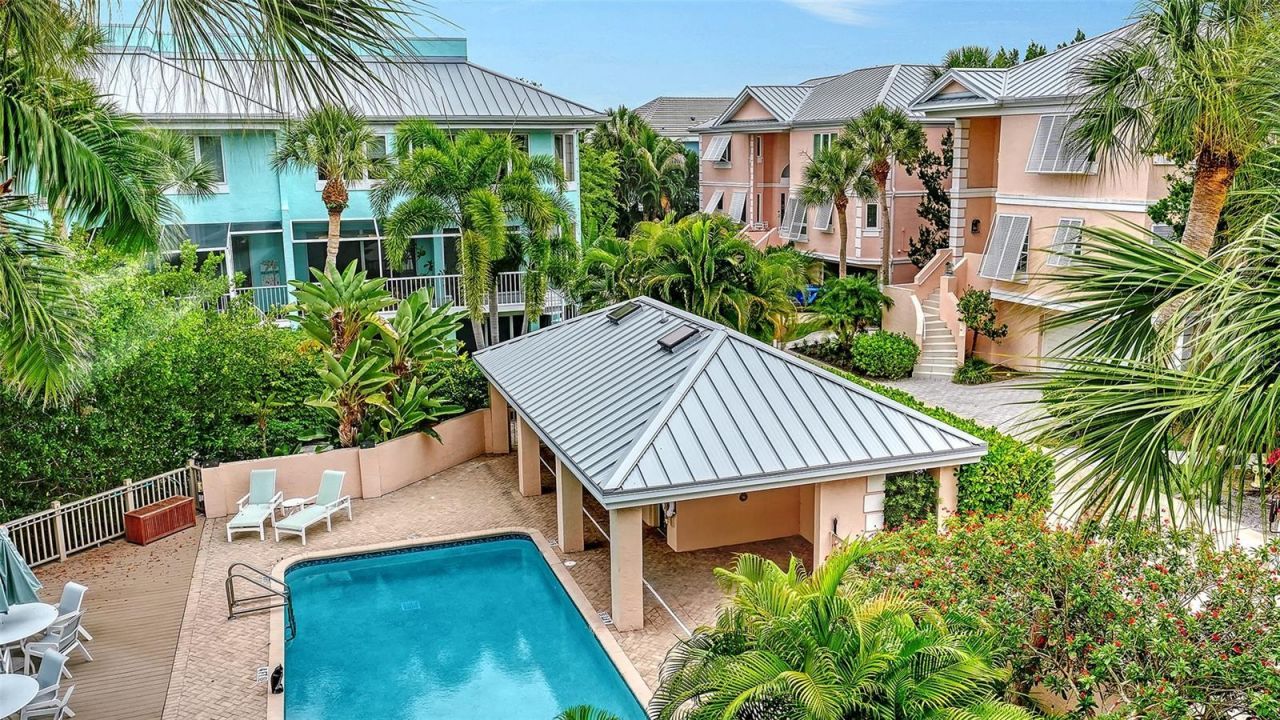 3942 Hamilton Club Circle, Unit 13, Sarasota, FL 34242 Photo