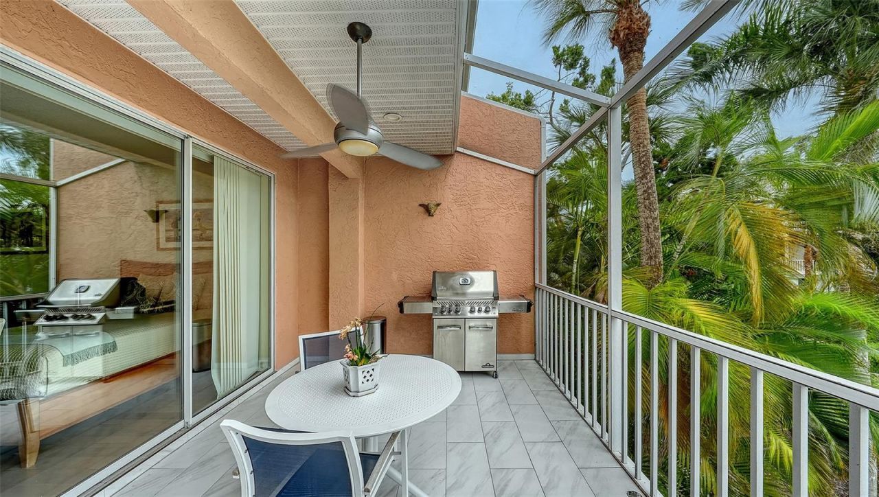 3942 Hamilton Club Circle, Unit 13, Sarasota, FL 34242 Photo