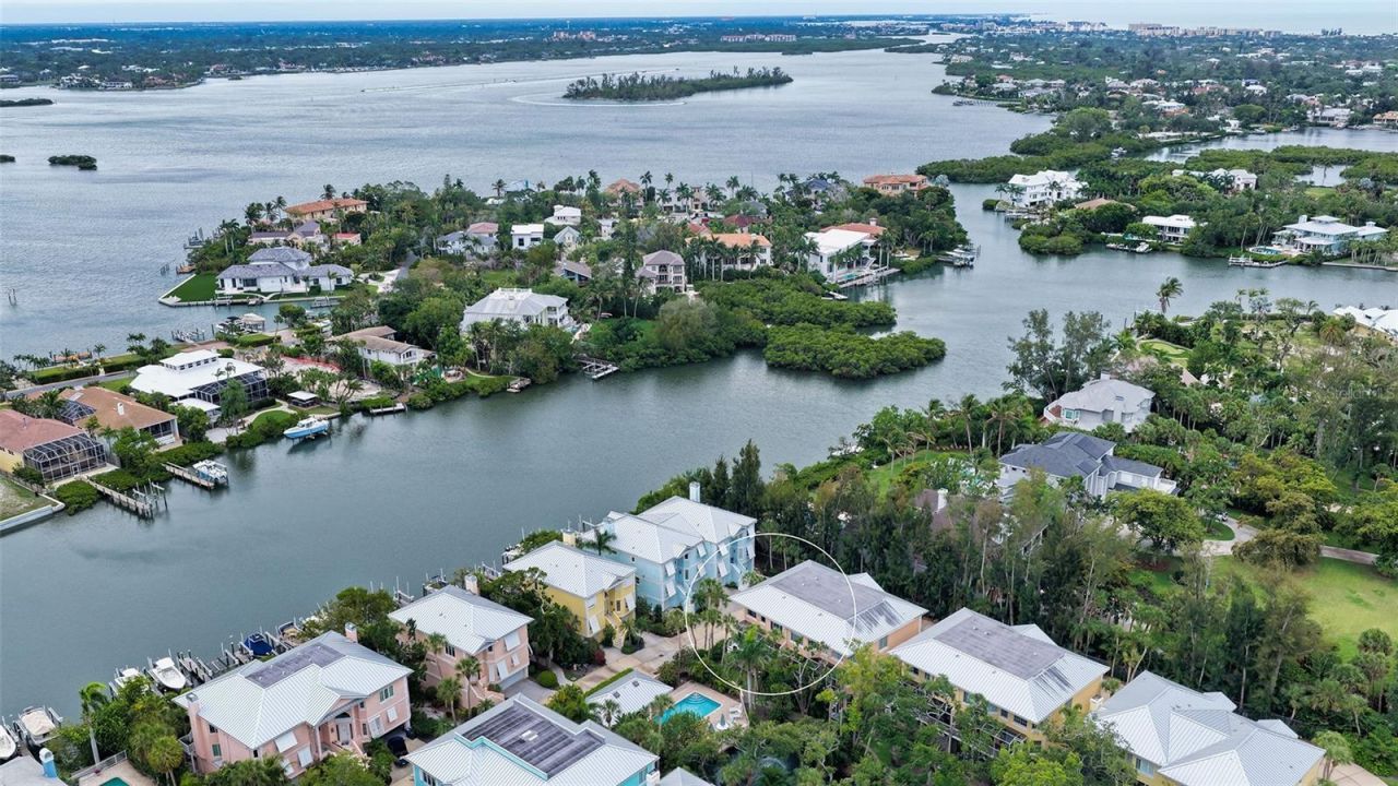 3942 Hamilton Club Circle, Unit 13, Sarasota, FL 34242 Photo