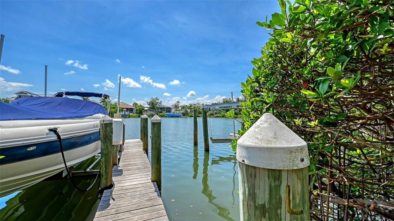 3942 Hamilton Club Circle, Unit 13, Sarasota, FL 34242 Photo