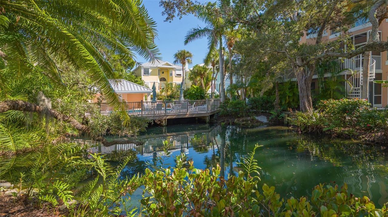 3942 Hamilton Club Circle, Unit 13, Sarasota, FL 34242 Photo