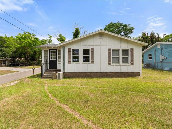 301 WEAVER AVENUE , LAKE WALES, FL 33853
