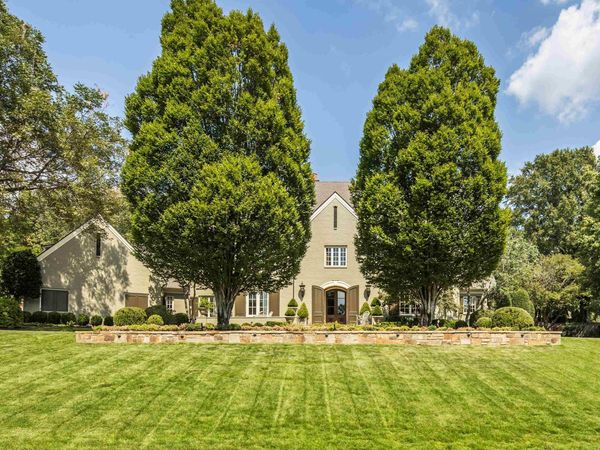 9320 GWYNN HOLLOW CV, Germantown, TN 38139