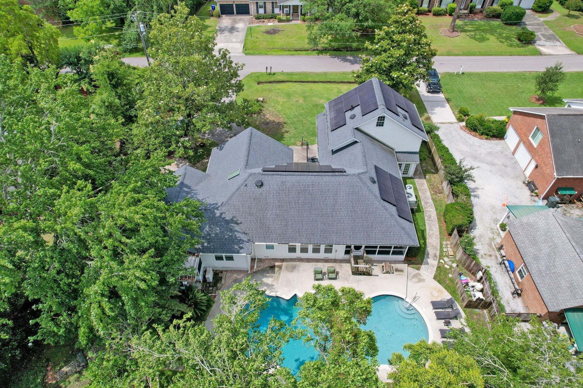 970 Carmel Drive Photo 26