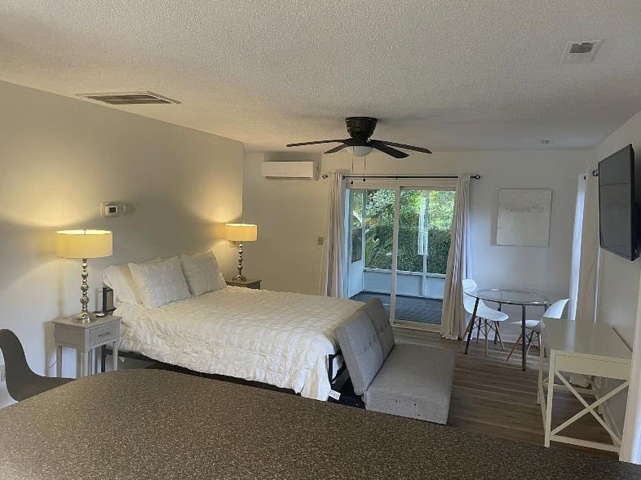970 Carmel Drive Photo 43